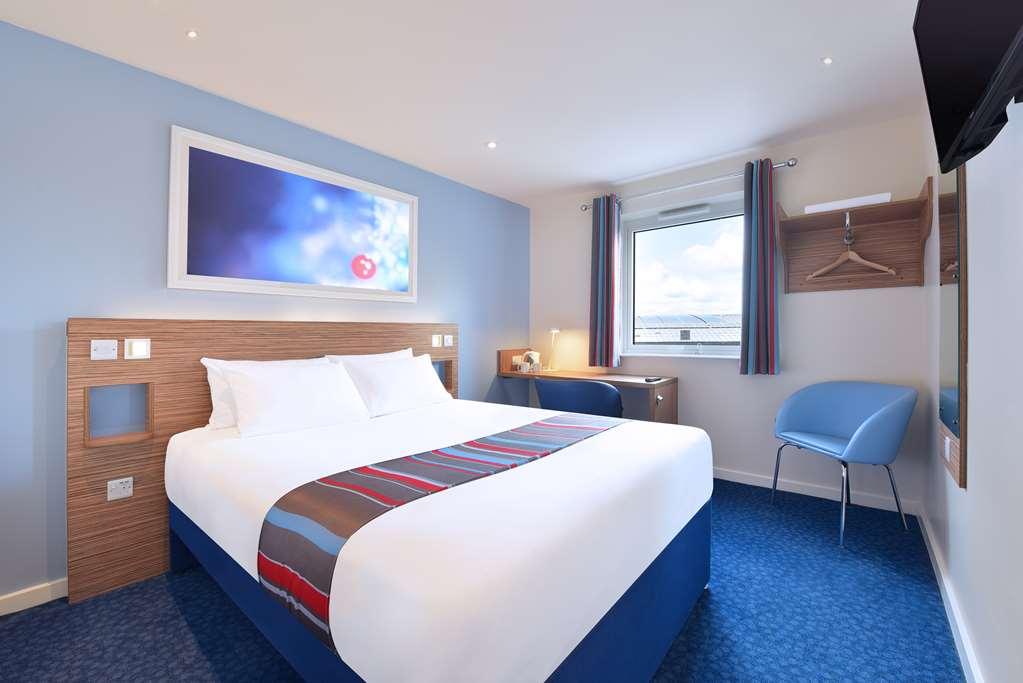 Travelodge London Feltham Kamer foto